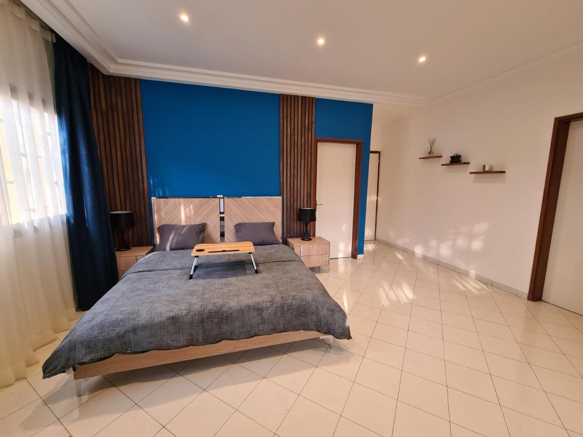 Sompteuse Villa Avec Piscine A 5 Min De La Plage Pointe Noire Exteriör bild